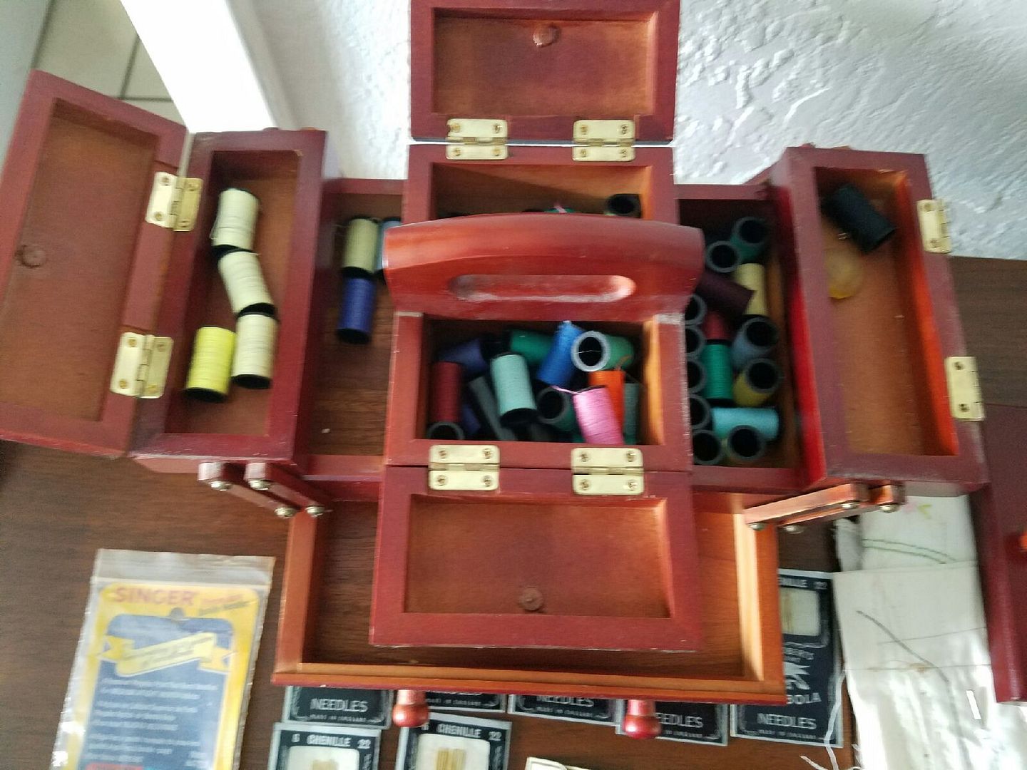 VINTAGE 1950's SINGER 301 BLACK SEWING MACHINE W , FOOT/KNEE