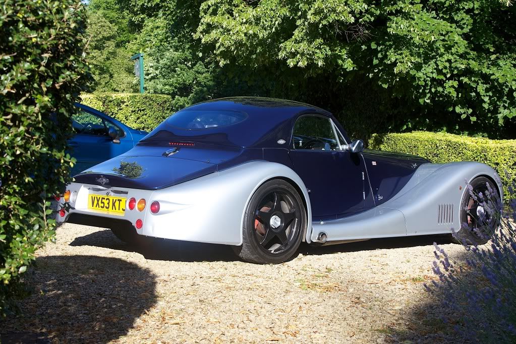 Morgan Aero 8 Gtn. Morgan Aero 8