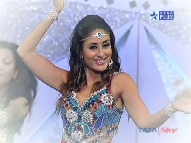 Kareena Kapoor's Performance at the Little Star Awards - Captures & the Video...
