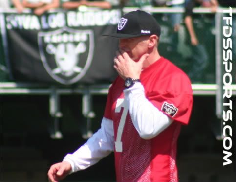 Jeff Garcia incinerates bridge to Raiders