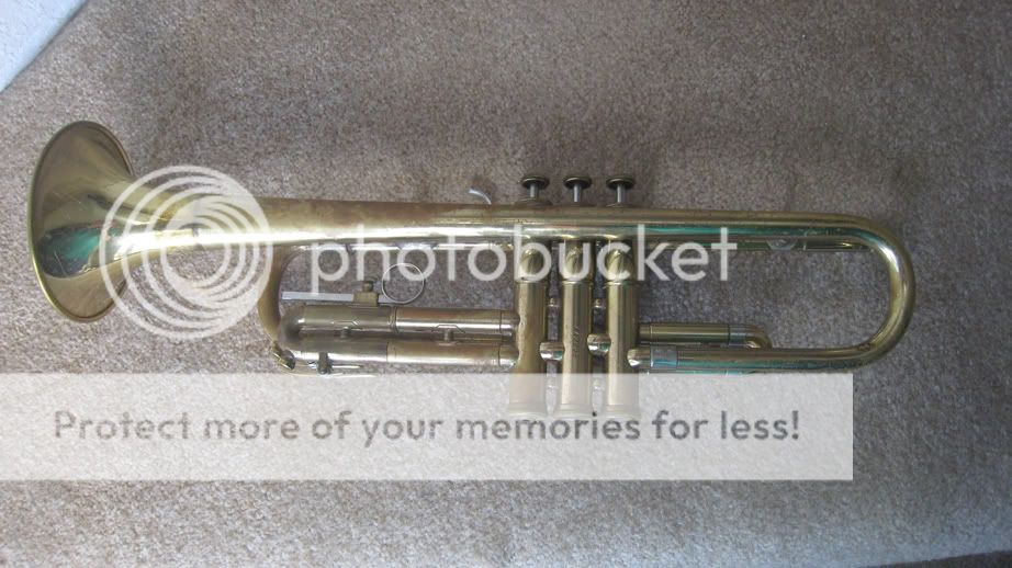 Vintage Brass Instrument   Trumpet in Case OLDS AMBASSADOR Fullerton 